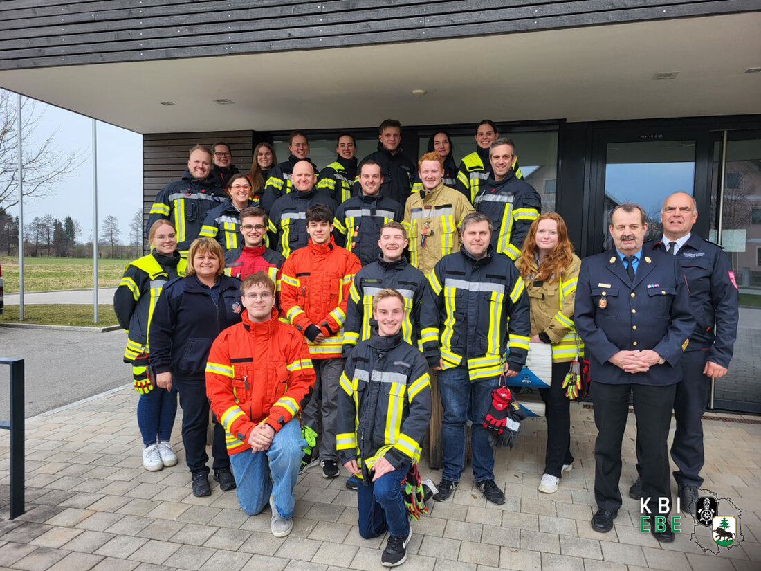 Bild zeigt die Jugendwarte wo eine Ehrung erhalten haben